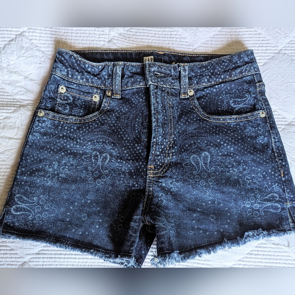 NWOT..... GAP Denim Paisley Print Shorts (w/ adjustable waist) Girls Size 10